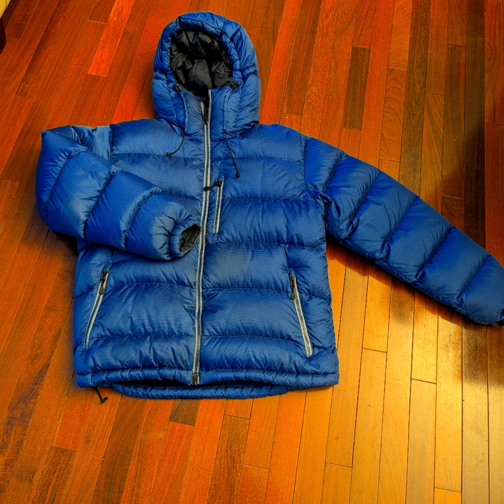Hooded down winter jacket